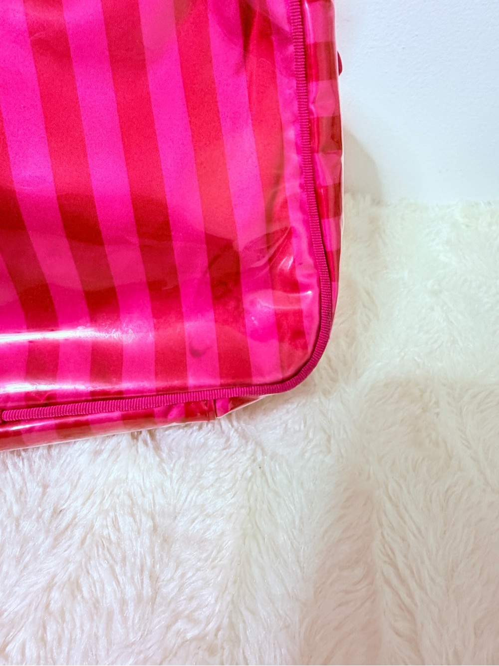 Vintage Y2K Victoria’s Secret Pink Stripe Travel Cosmetics Bag With Hanger - Picture 6 of 12